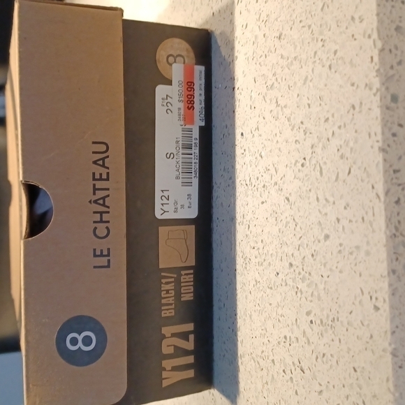 Le Chateau NWT Women's Size 8 (Eur 38) Black Suede Ankle Boots - Picture 9 of 11